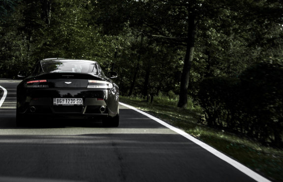Background Image - Aston Martin Background Image - Aston Martin