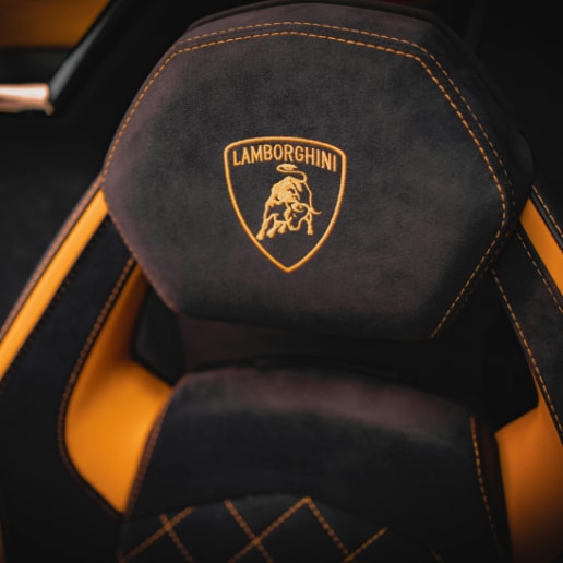 Box Image 3 - Lamborghini