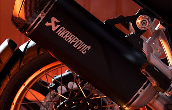 Stripe Image - Akrapovič Exhausts